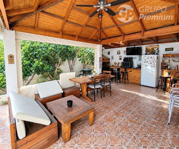 Casa Esquina Aislada 6D/3B con Piscina C. Del Este Pte. Alto - Imagen 24
