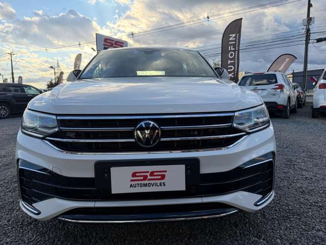 VOLKSWAGEN TIGUAN 2.0 TSI R-LINE 2025