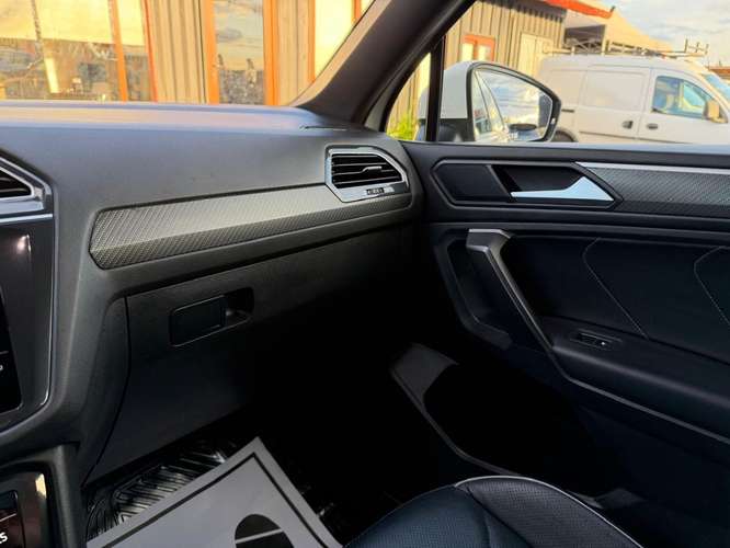 VOLKSWAGEN TIGUAN 2.0 TSI R-LINE 2025