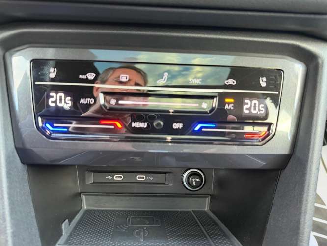 VOLKSWAGEN TIGUAN 2.0 TSI R-LINE 2025