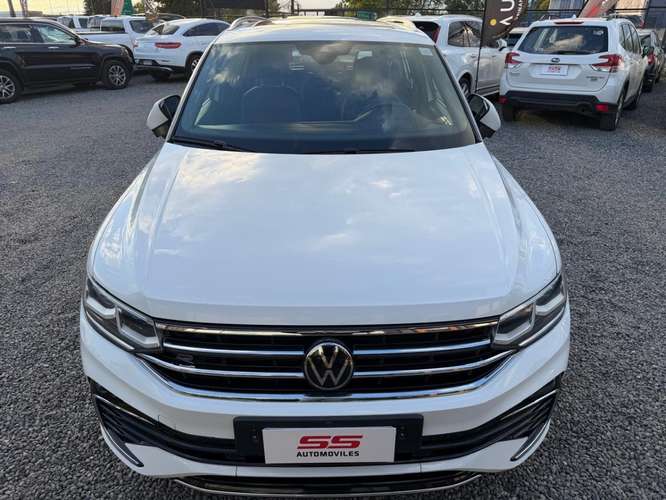 VOLKSWAGEN TIGUAN 2.0 TSI R-LINE 2025