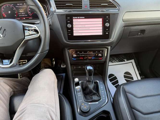 VOLKSWAGEN TIGUAN 2.0 TSI R-LINE 2025