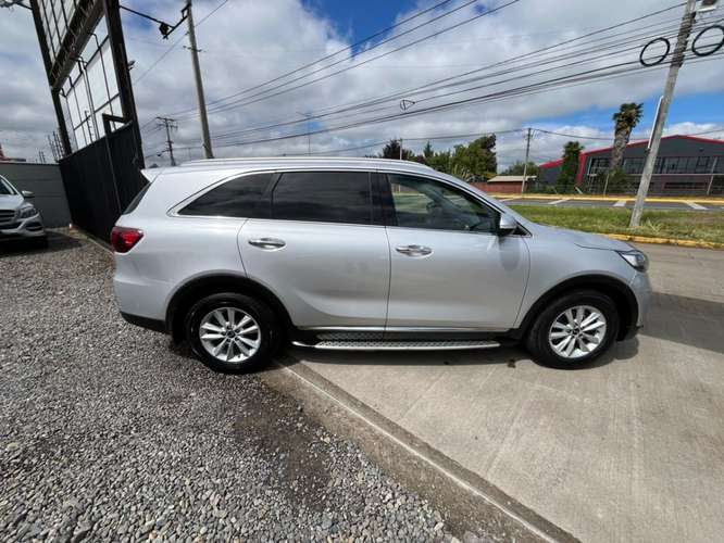 KIA SORENTO EX 2.4 MT 2019