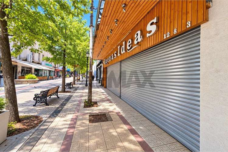 Se arrienda excelente local en el centro de talca