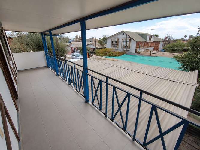 181 M2 CONTRUIDOS Y 219 M2 DE TERRENO 7D 3 B
