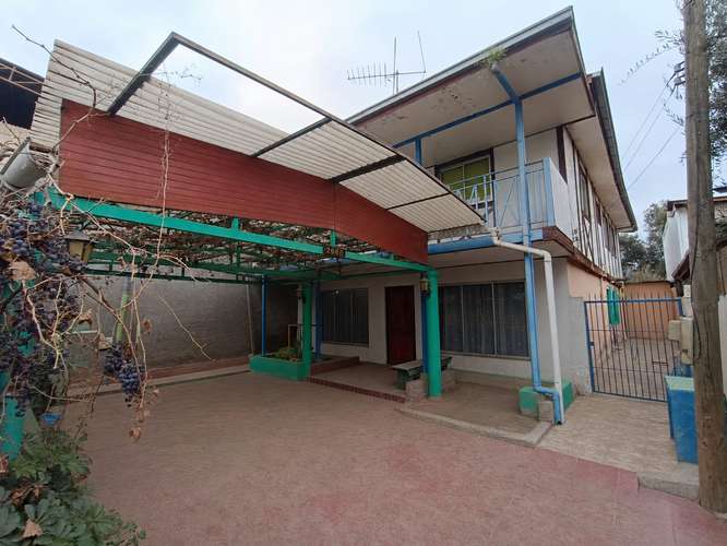 181 M2 CONTRUIDOS Y 219 M2 DE TERRENO 7D 3 B