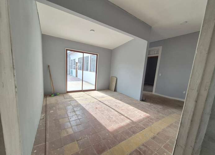 CASA COMERCIAL OFICINAS, COCINERAS, CENTRO DE TALLERES
