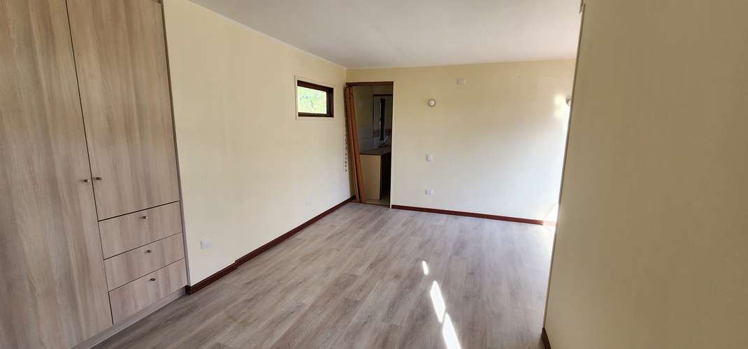 ARRIENDO CASA COMERCIAL OFICINAS HABITACIONAL EN REGIMIENTO - Imagen 7