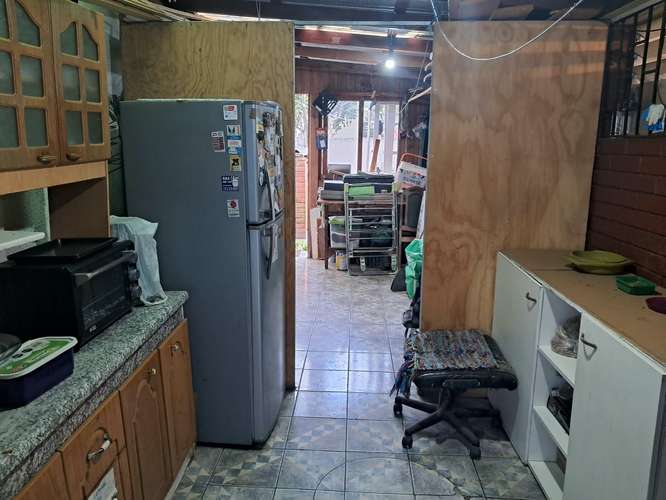 GRAN OPORTUNIDAD CASA 4 DORMITORIOS, PARA REMODELAR - Imagen 16