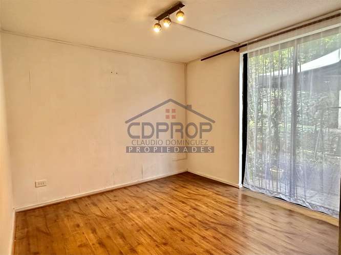 VENTA DEPTO 2D1B PATIO PRIVADO Y ESTACIONAMIENTO AMPLIO - Imagen 13