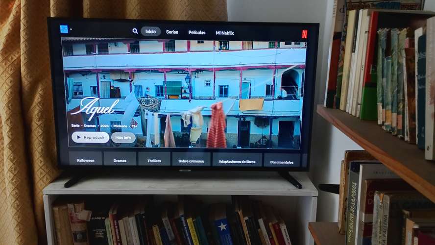 Samsung Uhd 4k Crystal Display Tu7090 43 Pulgadas - Imagen 2