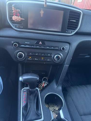 Se vende Kia Sportage 2019 - Imagen 6