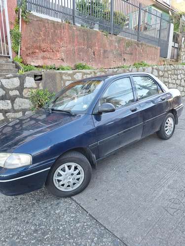 Kia Avello 1.5