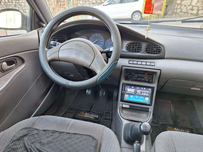 Kia Avello 1.5
