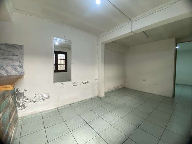 CASA AMPLIA DE 5 DORMITORIOS,  LA GRANJA 160 M2 DE TERRENO - Imagen 11