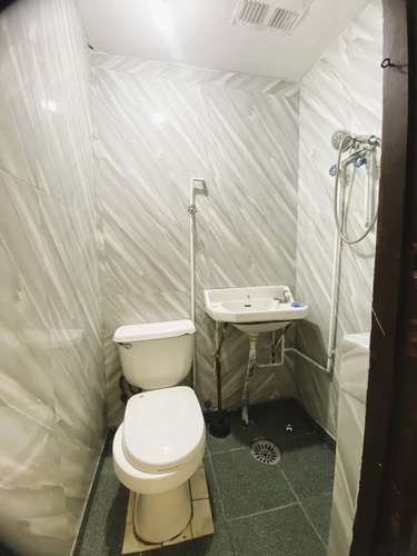 CASA AMPLIA DE 5 DORMITORIOS,  LA GRANJA 160 M2 DE TERRENO - Imagen 25
