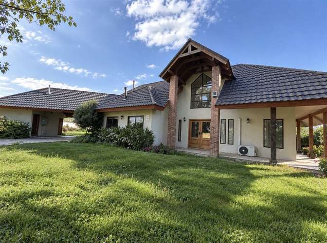 Casa en arriendo de 4 dorm. Unihue en Talca