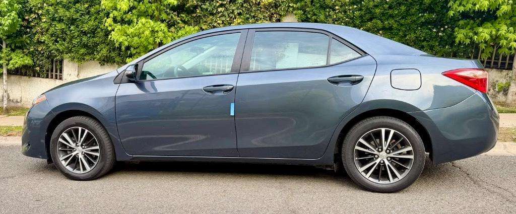 Toyota Corolla 2017  1.8 cc mecánico