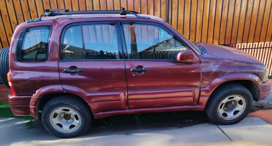 Suzuki grand nomade