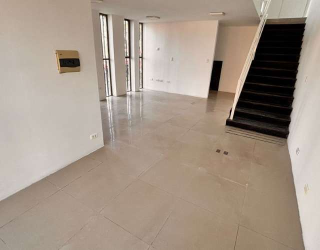 Local comercial en centro de Buin