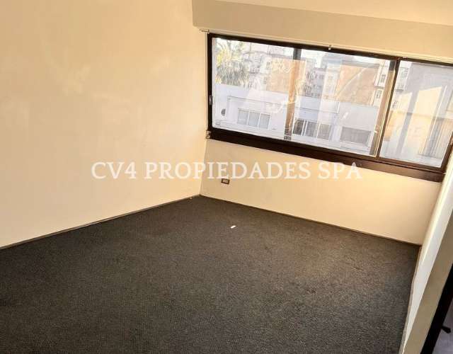 DEPARTAMENTO REMODELADO EN PLENO CENTRO DE SANTIAGO - Imagen 1