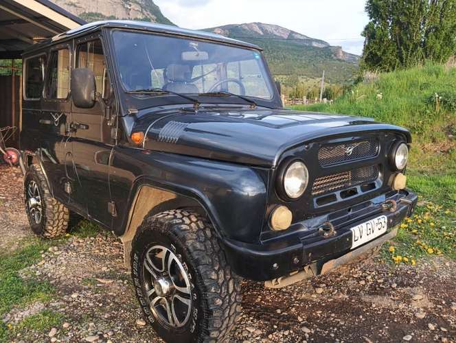 UAZ Hunter 4X4 2.7cc