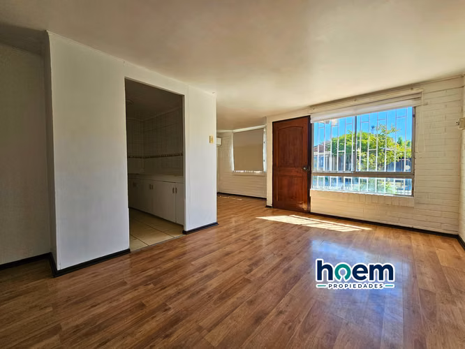 ¡CASA DE UN PISO CON 3 DORMITORIOS Y 2 BAÑOS EN TALCA!, VILLA COLIN SUR.