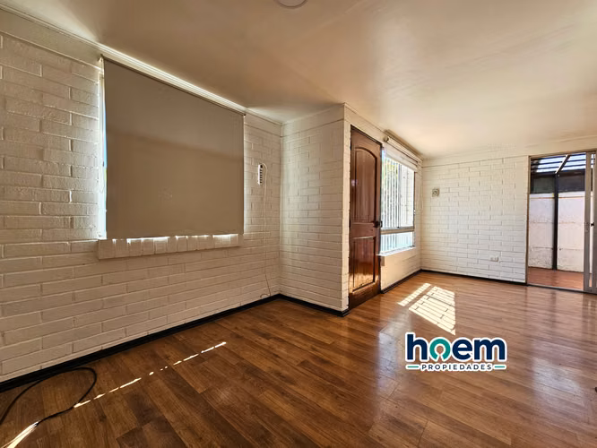 ¡CASA DE UN PISO CON 3 DORMITORIOS Y 2 BAÑOS EN TALCA!, VILLA COLIN SUR.
