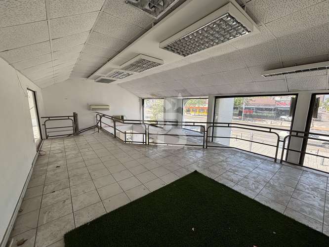 Local Comercial Av. Vitacura con Estacionamientos - Imagen 8