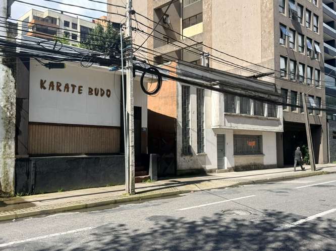 CASA 551M2 EN CALLE SERRANO