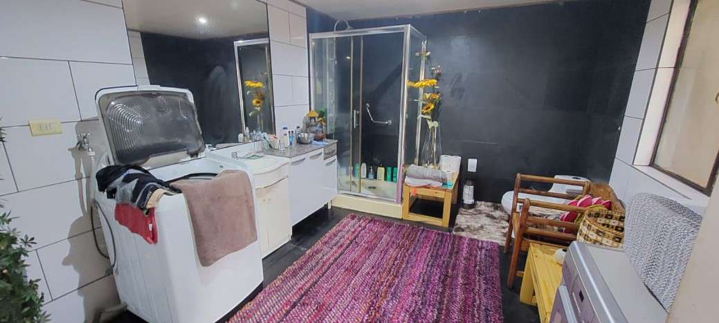 CASA PARA USO COMERCIAL 3D 2B 4E 1B SECTOR EX MATADERO CHIG.