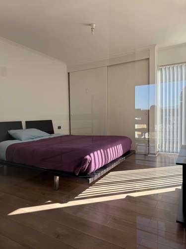 Casa con salón multiuso y patio, 2 estac. (187668) - Imagen 8