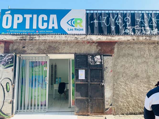 Arriendo local a tres cuadras de metro las rejas