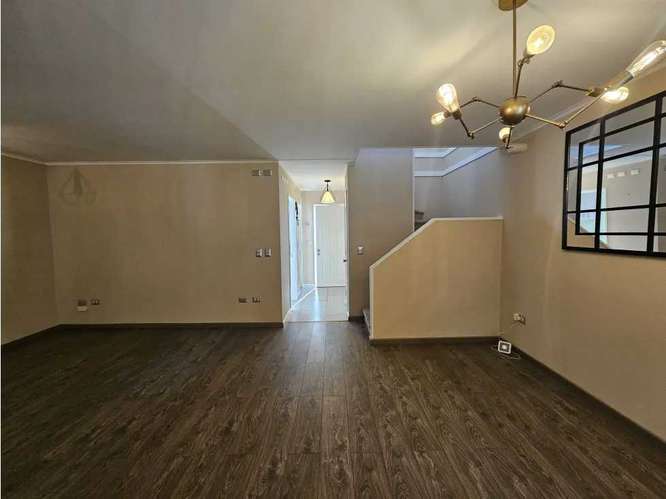 Casa 200 m2 con suite y terraza en Collico (186988) - Imagen 4