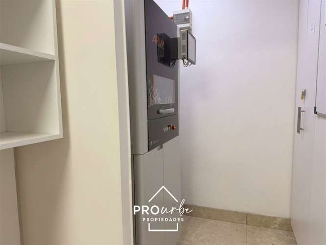 Oficina Amoblada lista para su uso - Imagen 4
