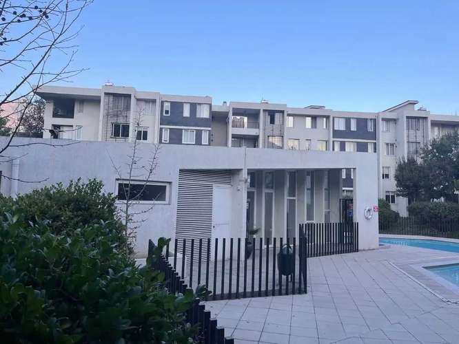 Condominio con Piscina Conserjeria 24 Hrs (184044)