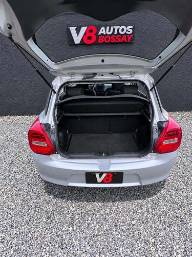 SUZUKI SWIFT 2WD 2022 - Imagen 8