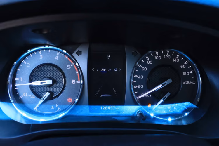 TOYOTA HILUX 2021 DX FULL AC 4X2 DIESEL 2.4L CONTROL CRUCERO DCAB - Imagen 17