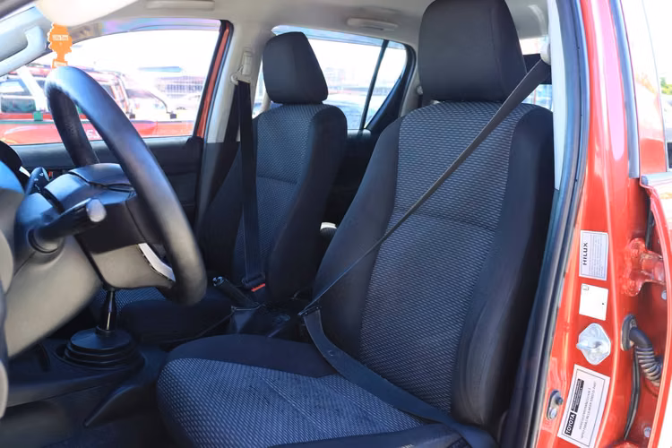 TOYOTA HILUX 2021 DX FULL AC 4X2 DIESEL 2.4L CONTROL CRUCERO DCAB - Imagen 15
