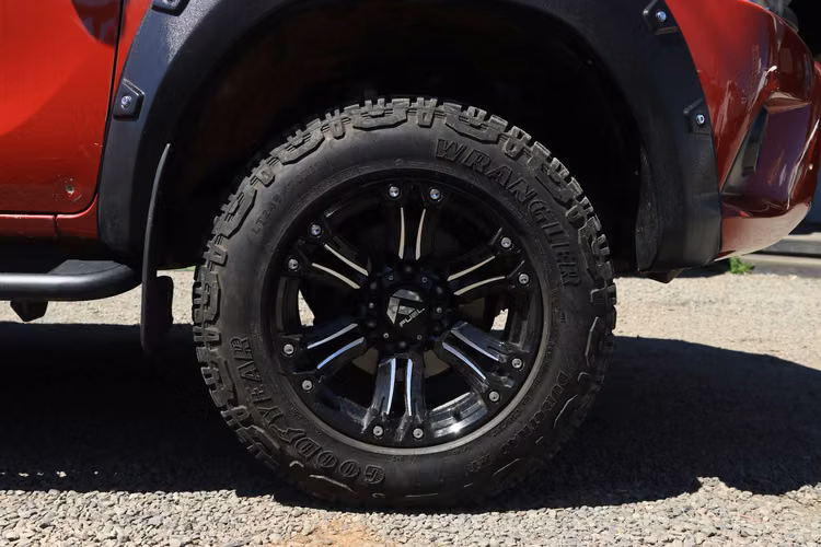 TOYOTA HILUX 2021 DX FULL AC 4X2 DIESEL 2.4L CONTROL CRUCERO DCAB - Imagen 3