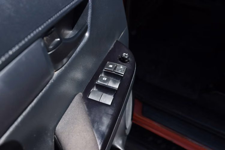 TOYOTA HILUX 2021 DX FULL AC 4X2 DIESEL 2.4L CONTROL CRUCERO DCAB - Imagen 19