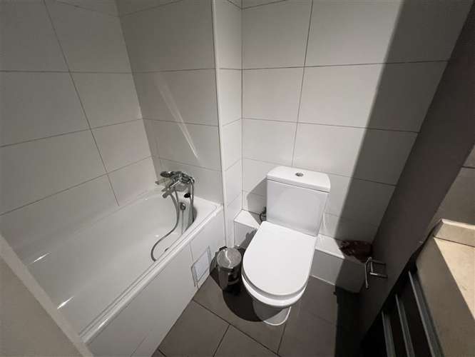 arriendo departamento 1 dormit 1baño estac y bodega LaReina