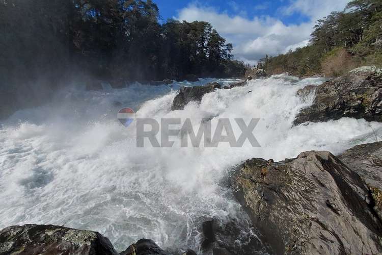 Inversión turística en pucón con río y saltos - Imagen 8