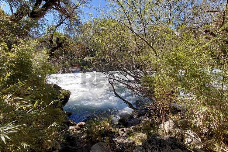 Inversión turística en pucón con río y saltos - Imagen 33