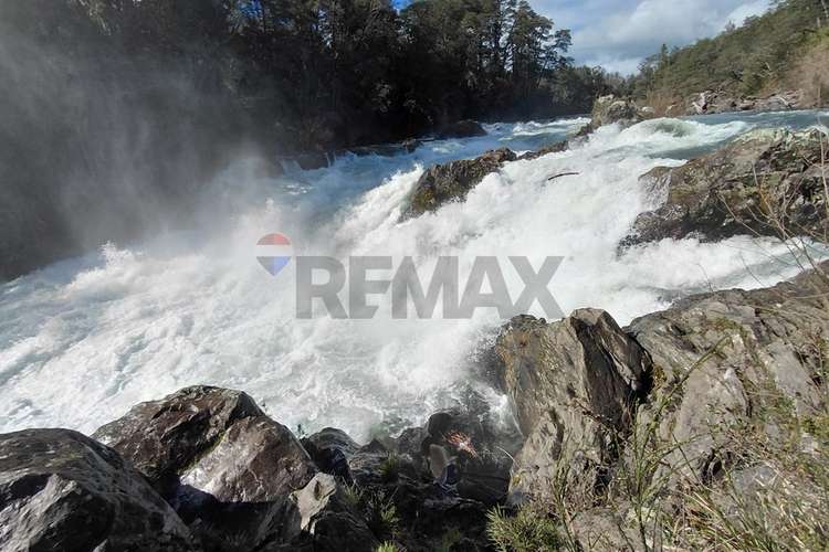 Inversión turística en pucón con río y saltos - Imagen 11