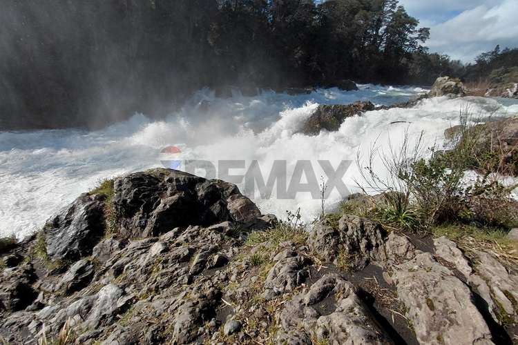 Inversión turística en pucón con río y saltos - Imagen 7