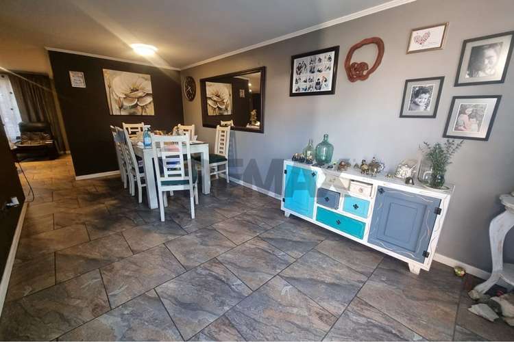 Casa familiar ampliada: 4 dormitorios y elegancia - Imagen 2