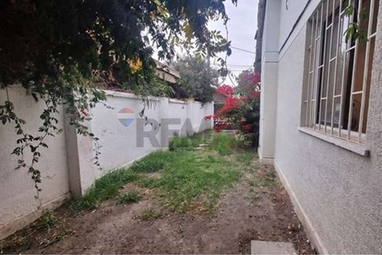 Casa en la reina para remodelar - Imagen 23