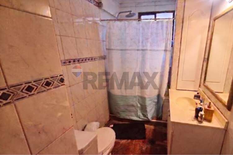 Casa en la reina para remodelar - Imagen 35