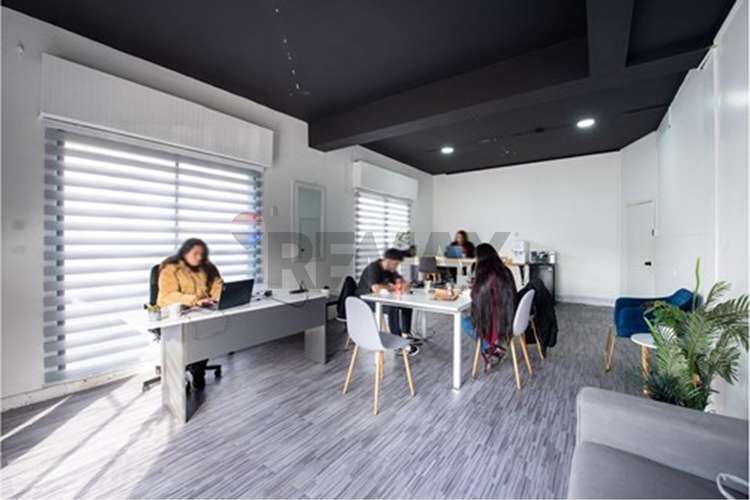 Propiedad comercial en avenida macul - Imagen 3